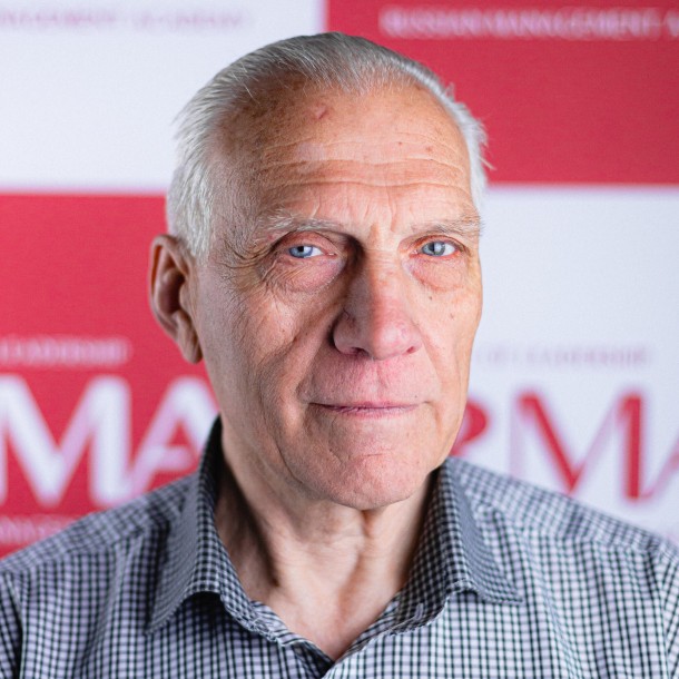 Березнев Юрий Яковлевич